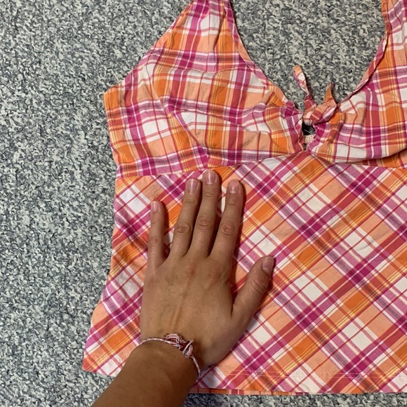 Pelican Cove Halter Top - Picture 13 of 16